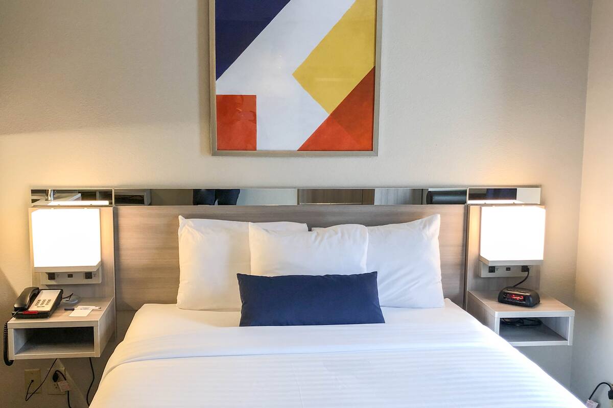 Microtel Inn & Suites – Eagan/St. Paul — photo 16